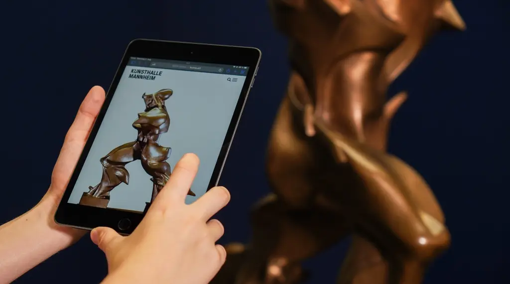 Digital classroom interface for Kunsthalle visitors